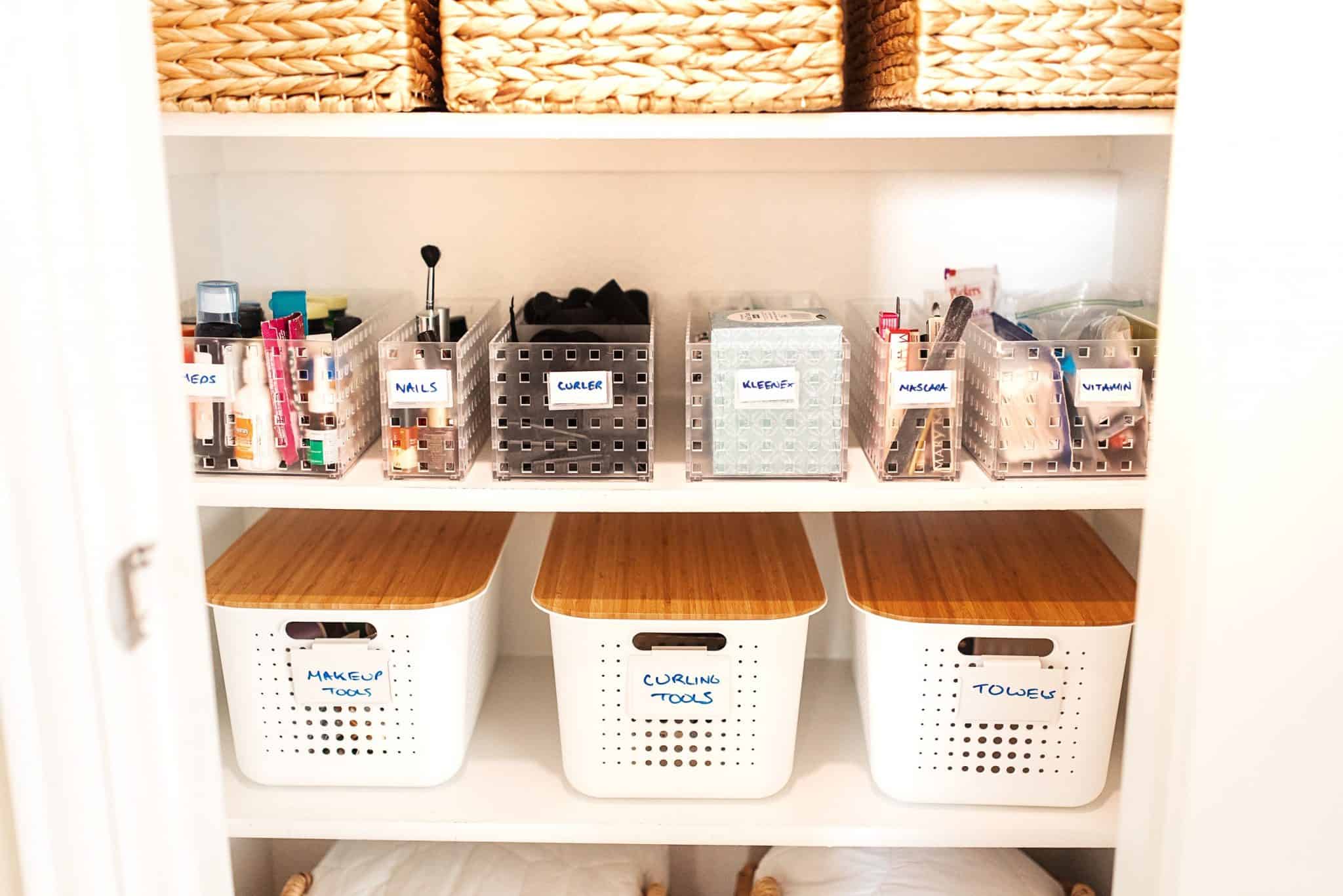 Mastering Bathroom Organization: Creative and Practical Tips - 4