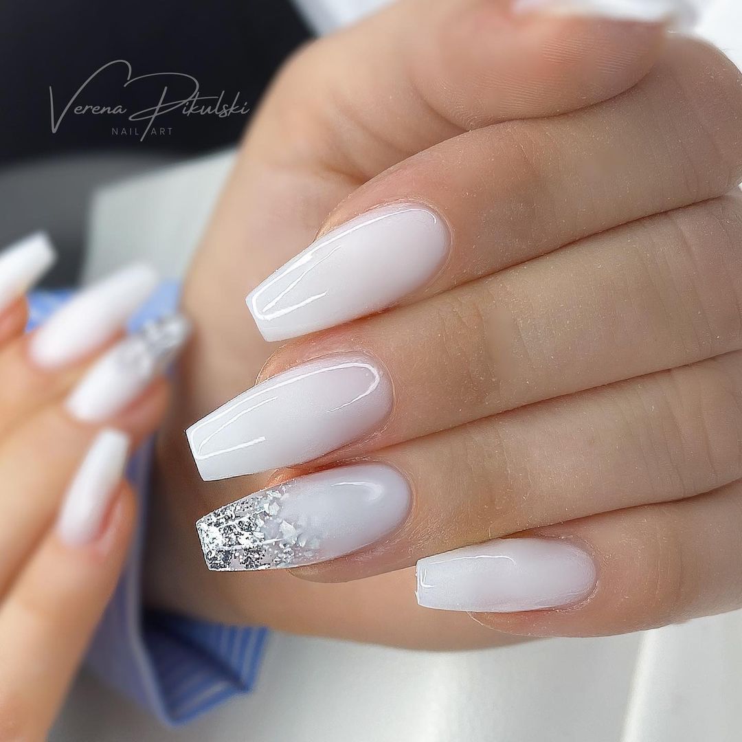 White Nails: A Timeless and Chic Look for Every Occasion - 5