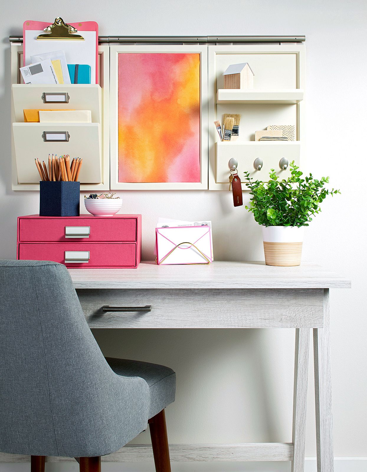 Desk Organization: Elevating Productivity Through Simple Solutions - 6