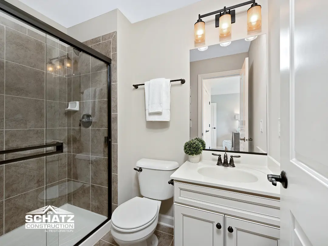 Bathroom Remodel: Creative Ideas for a Modern and Functional Space - 4