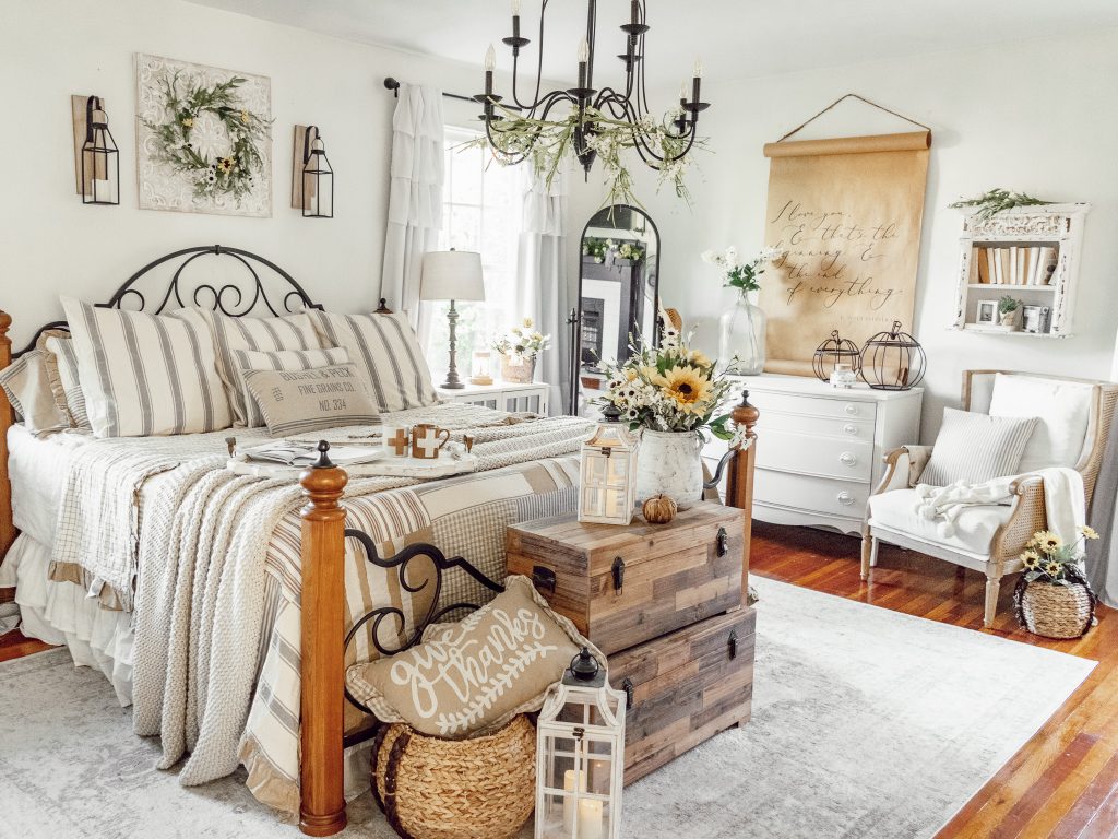 Vintage Farmhouse Decor: Timeless Charm Meets Rustic Elegance - 6