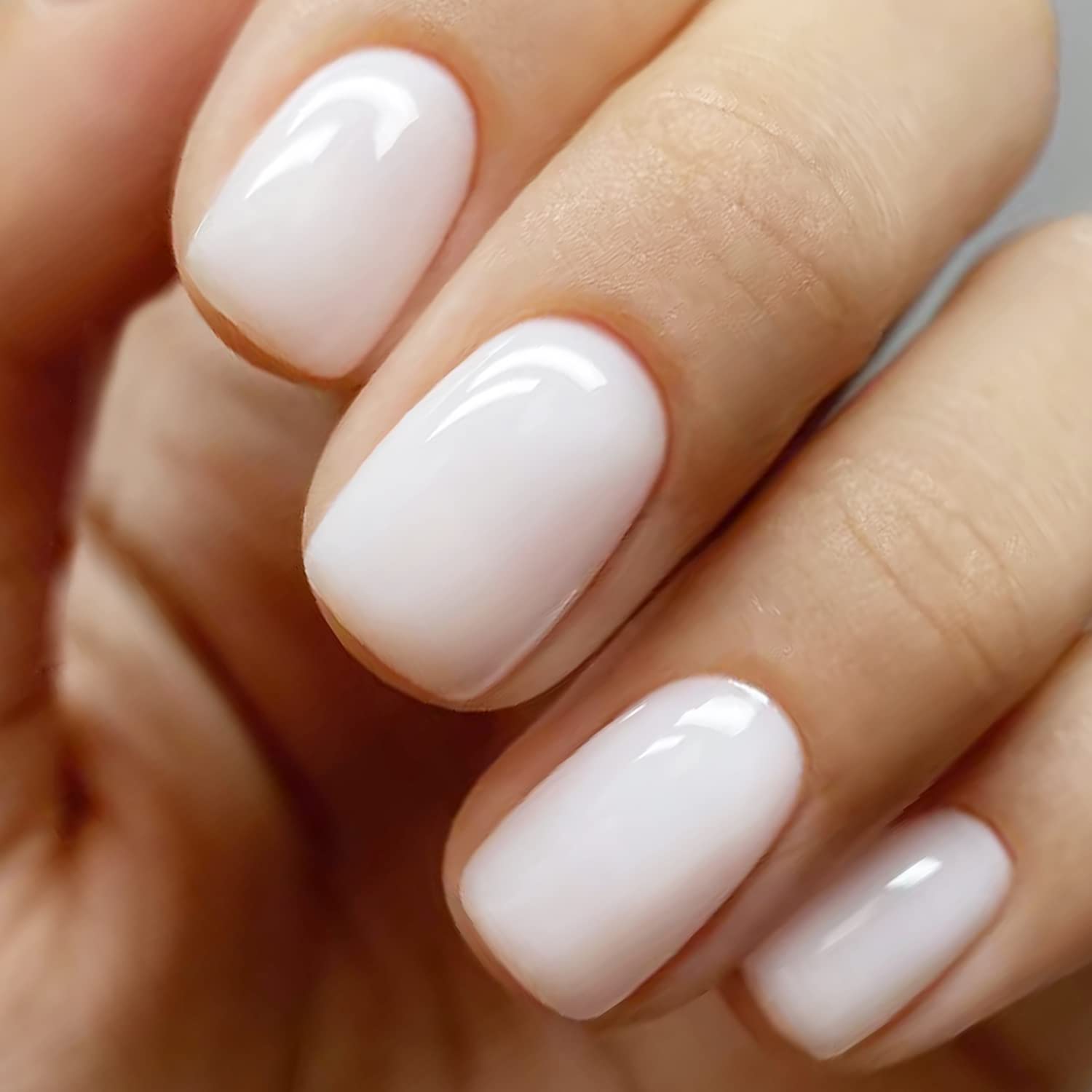 Milky White Nails: The Ultimate Trend for a Chic and Minimalist Look - 6