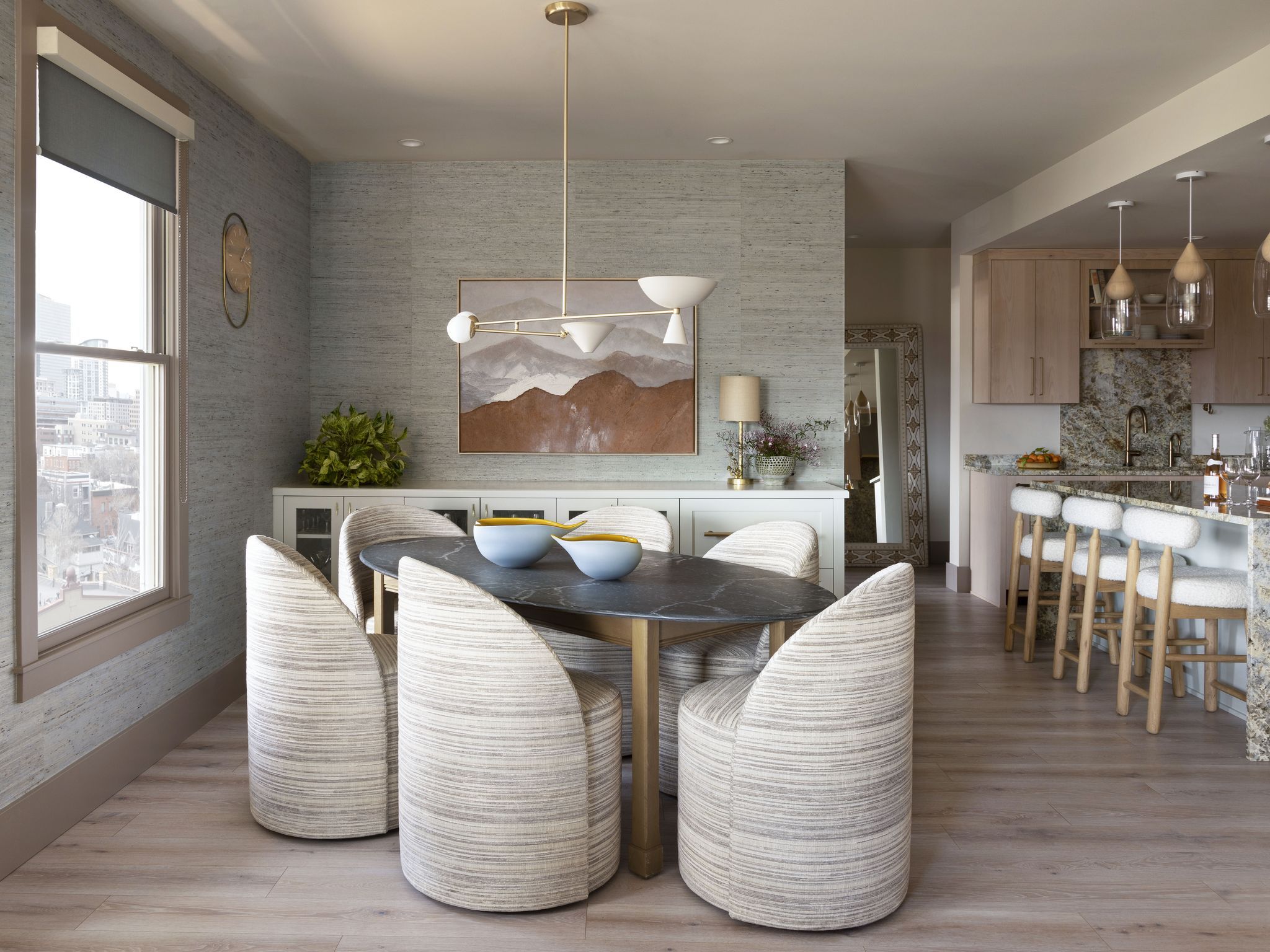 The Ultimate Guide to Transforming Your Dining Room for a Stunning Look - 7