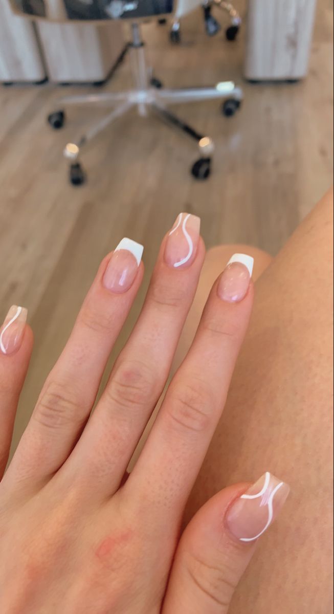 The Ultimate Guide to Stunning White French Tip Nails: A Timeless Classic - 4