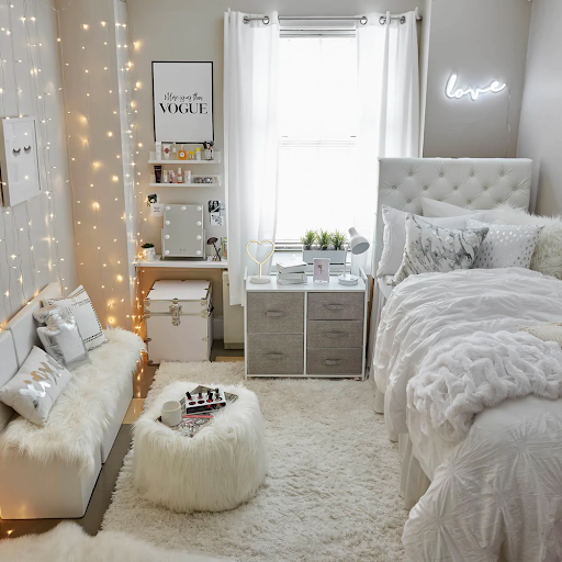 Creative Dorm Room Ideas to Maximize Comfort and Space - 4