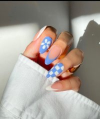 Blue Nails: Dive Into the Coolest Nail Trends